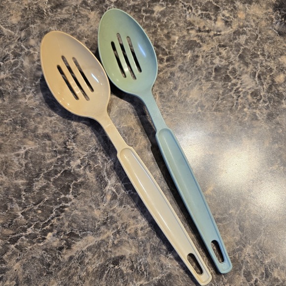 2 Vintage ECKO Slotted Serving Spoons Plastic Nylon Kitchen Utensil 11" - Picture 1 of 5